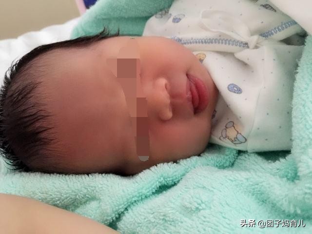 孩子不讲话什么情况下要剪舌根,1岁多孩子剪舌根
