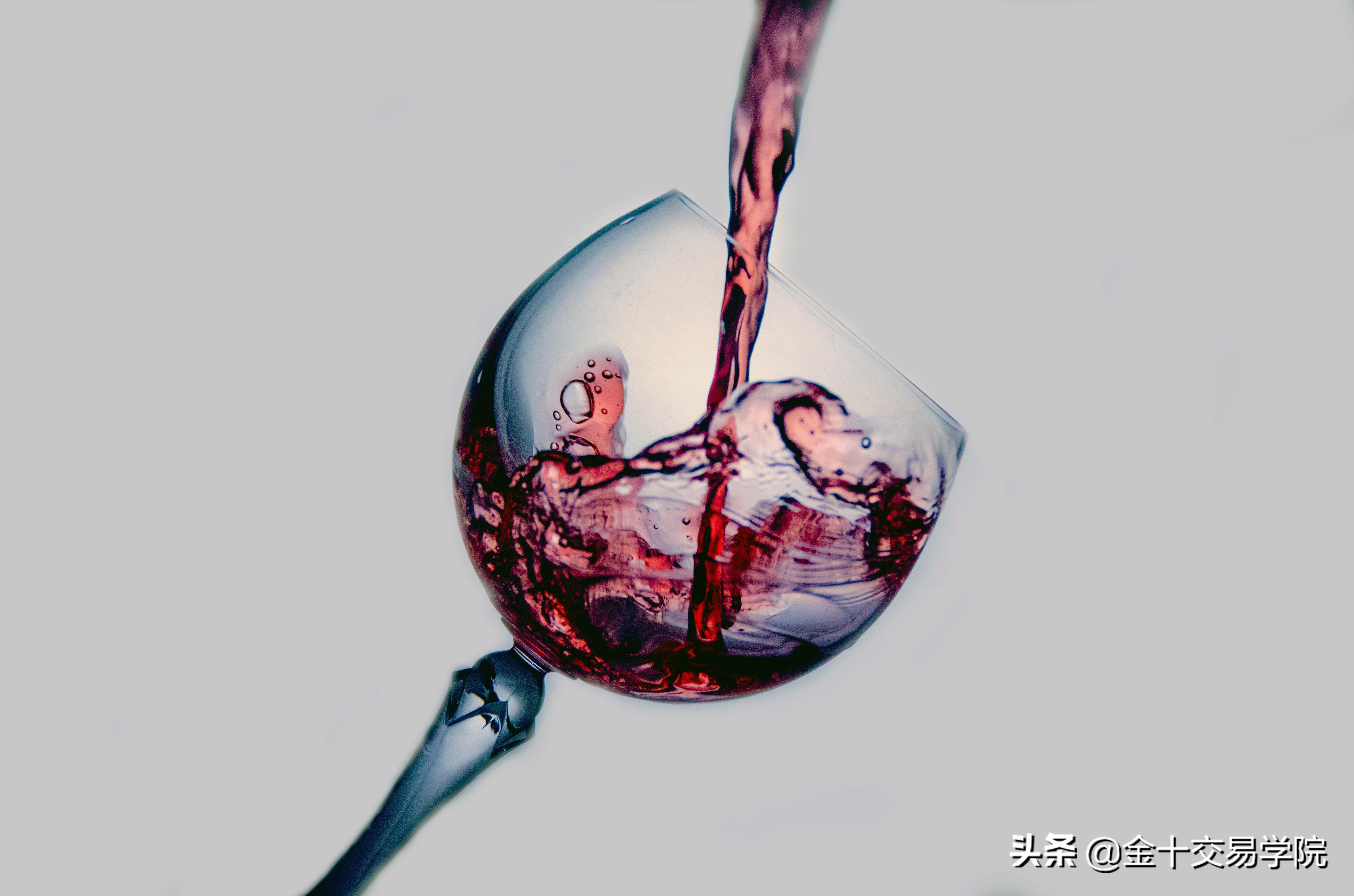 出道即巅峰后来就走下坡了,出道即巅峰走下坡路