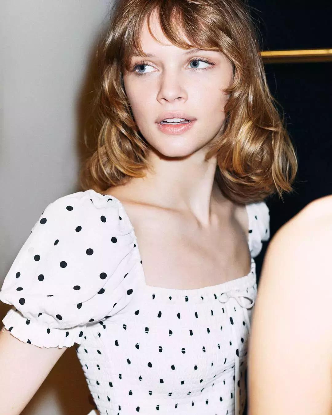 每次穿衣服的时候都觉得难受,瘦了之后穿衣服的感觉真的很舒服