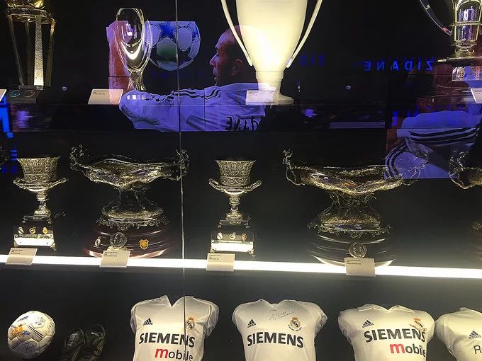 马德里小众玩法：5欧游古迹，复古集市，打折村，皇马主场…