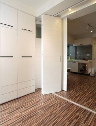 小户型遇上折叠门，房间立马增大10㎡