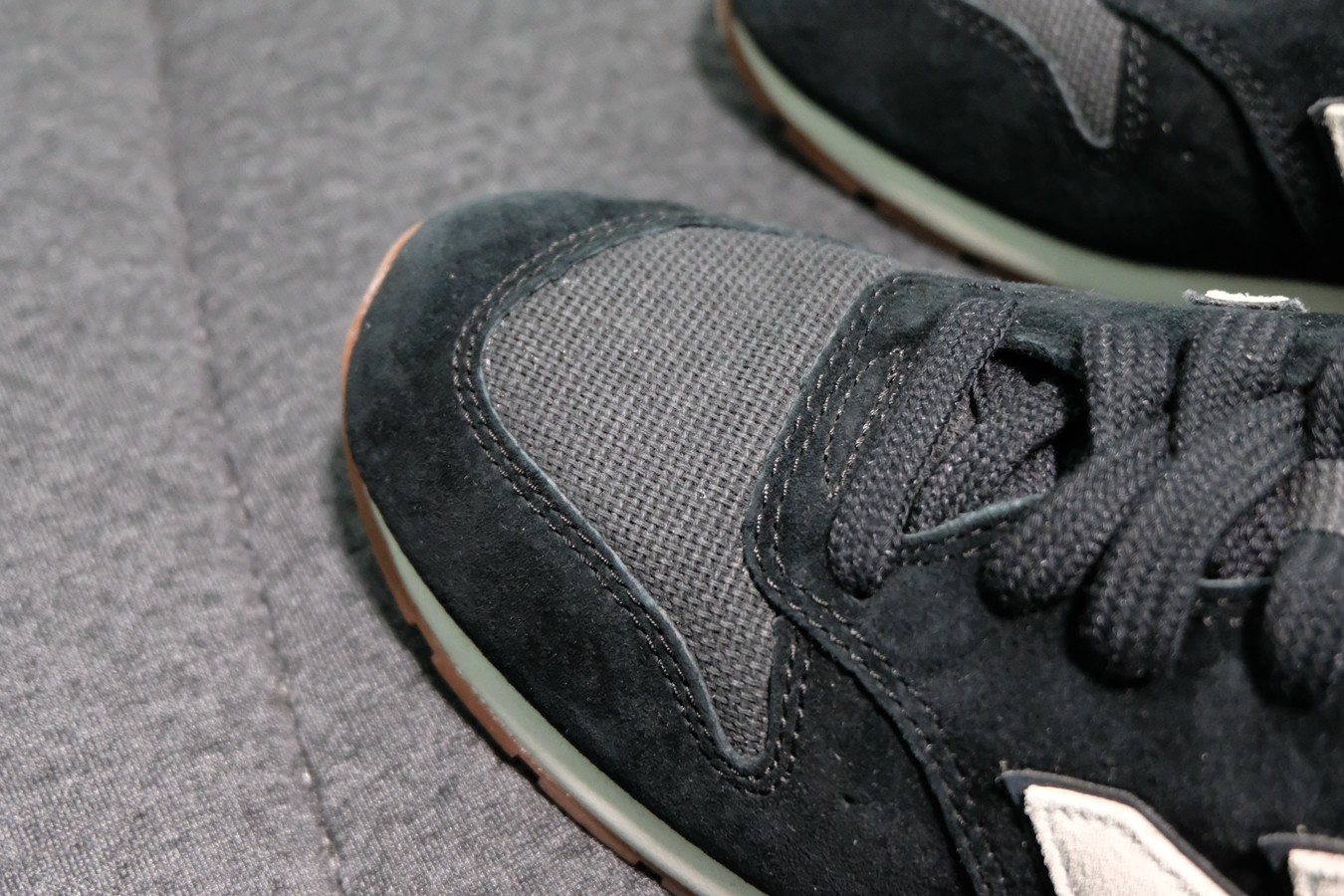 newbalance鞋男款推荐,newbalance运动鞋990v3