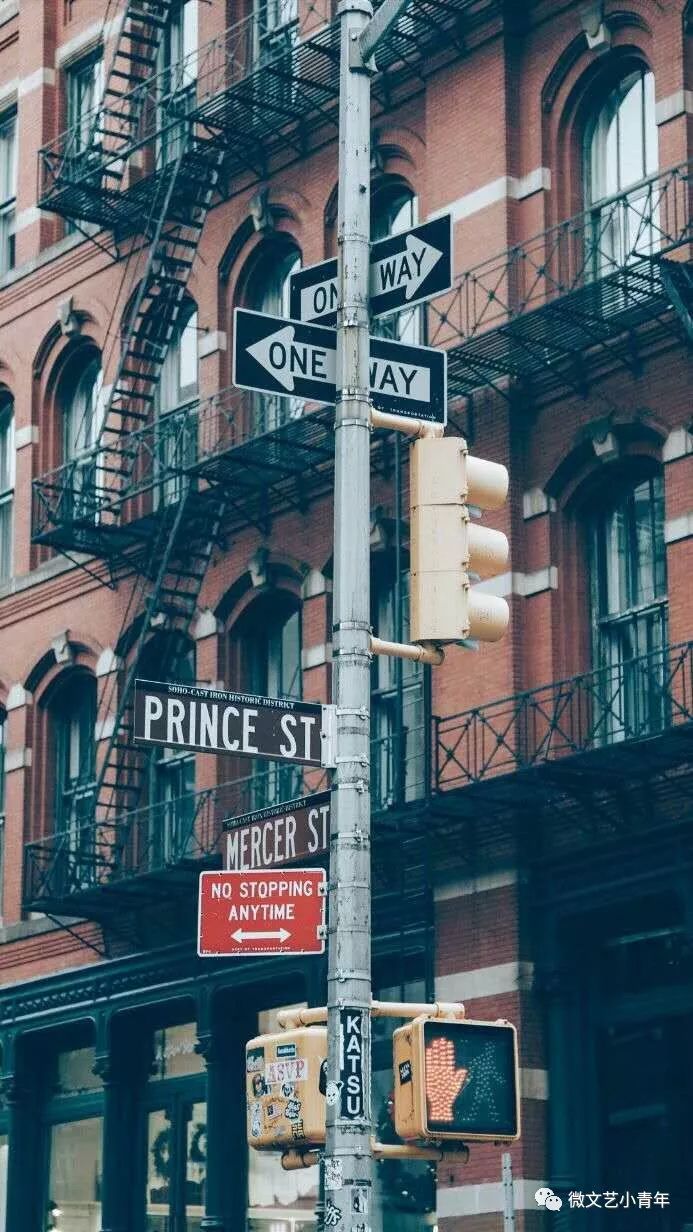 40岁单身女人要面对什么问题,单身的黄金年代如何面对爱情