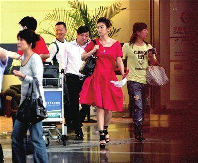 “富豪*击狙**手”黄奕的瓜