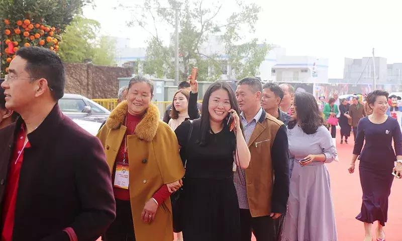 幸福喜乐会｜巨邦幸福家园再分房，父母乐开怀，大奖不断芬芳无限