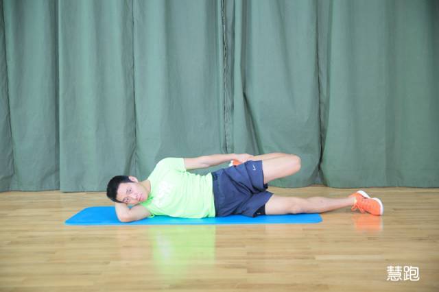 5公里跑后拉伸动作,跑后拉伸详细教程