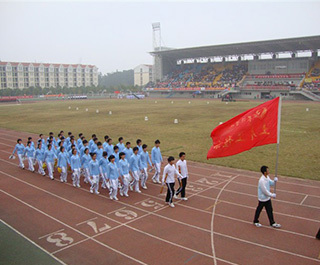 长沙银河中等职业学校,长沙蓝天中职学校怎么样