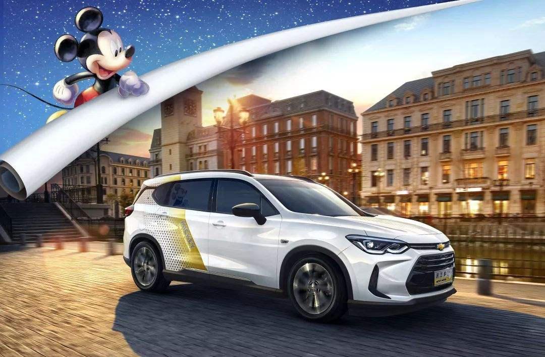 很多厂家的跨界合作，就把儿时的梦想带进了车的世界