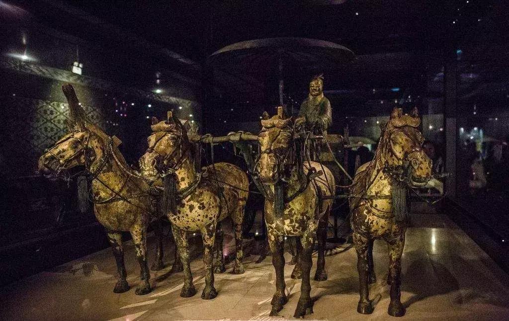 易中天中华史1-6,易中天中华历史大揭秘