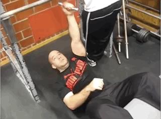 跑步背部岔气了怎么快速缓解,跑步总是膝盖疼试试这3个办法