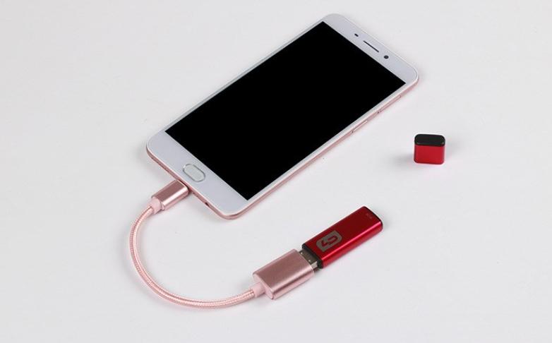 手机上的视频图片怎么存u盘里,怎样把手机视频照片存到硬盘