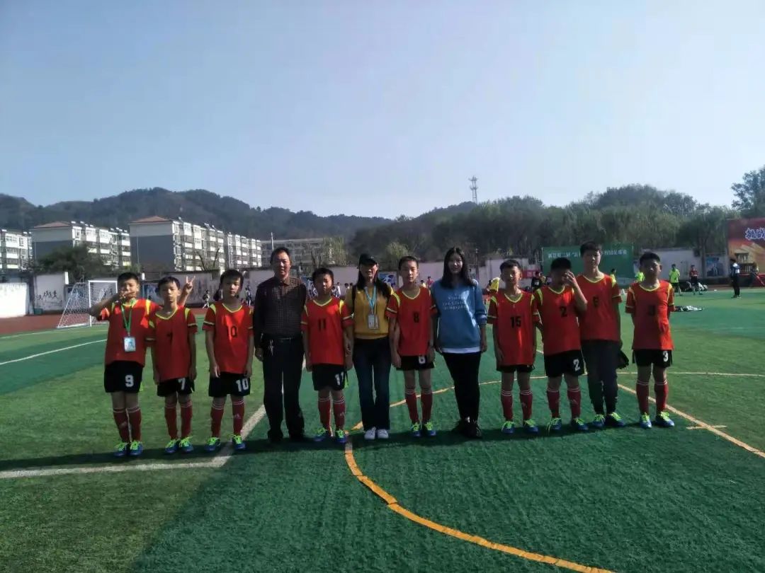 乘风破浪，逐梦而行——新县城关二小叶继昌校长2021元旦致辞