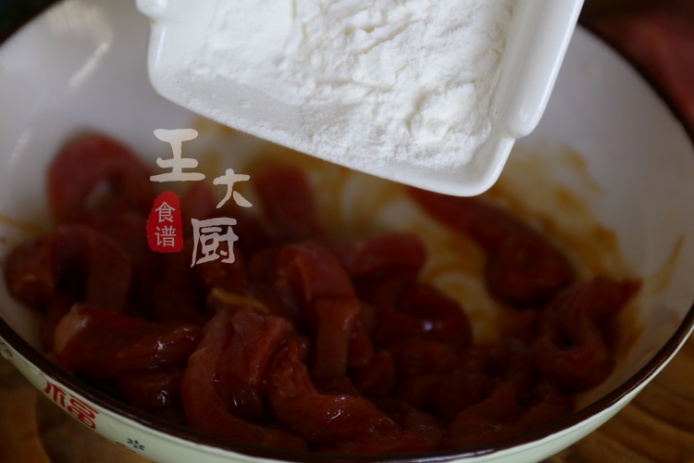 牛肉不柴的小妙招,牛肉不容易炒熟