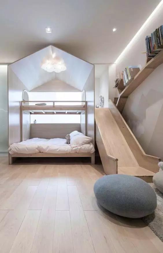 小卧室不用床只用床垫,房间只放一个床垫睡