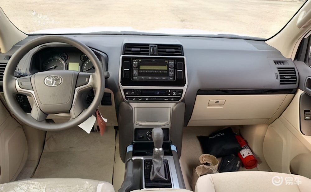 最低配2700普拉多,霸道2700中东版高低配