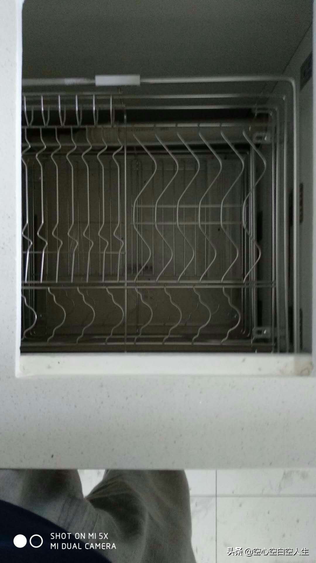 愚人买鞋和郑人买履一样吗,愚人买鞋子完整版