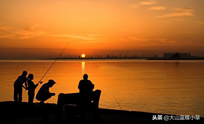 父亲是一位钓鱼发烧友