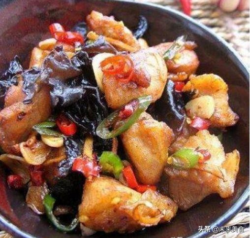 8款特色招牌菜款款经典,色香味俱全的几道秘制私房菜