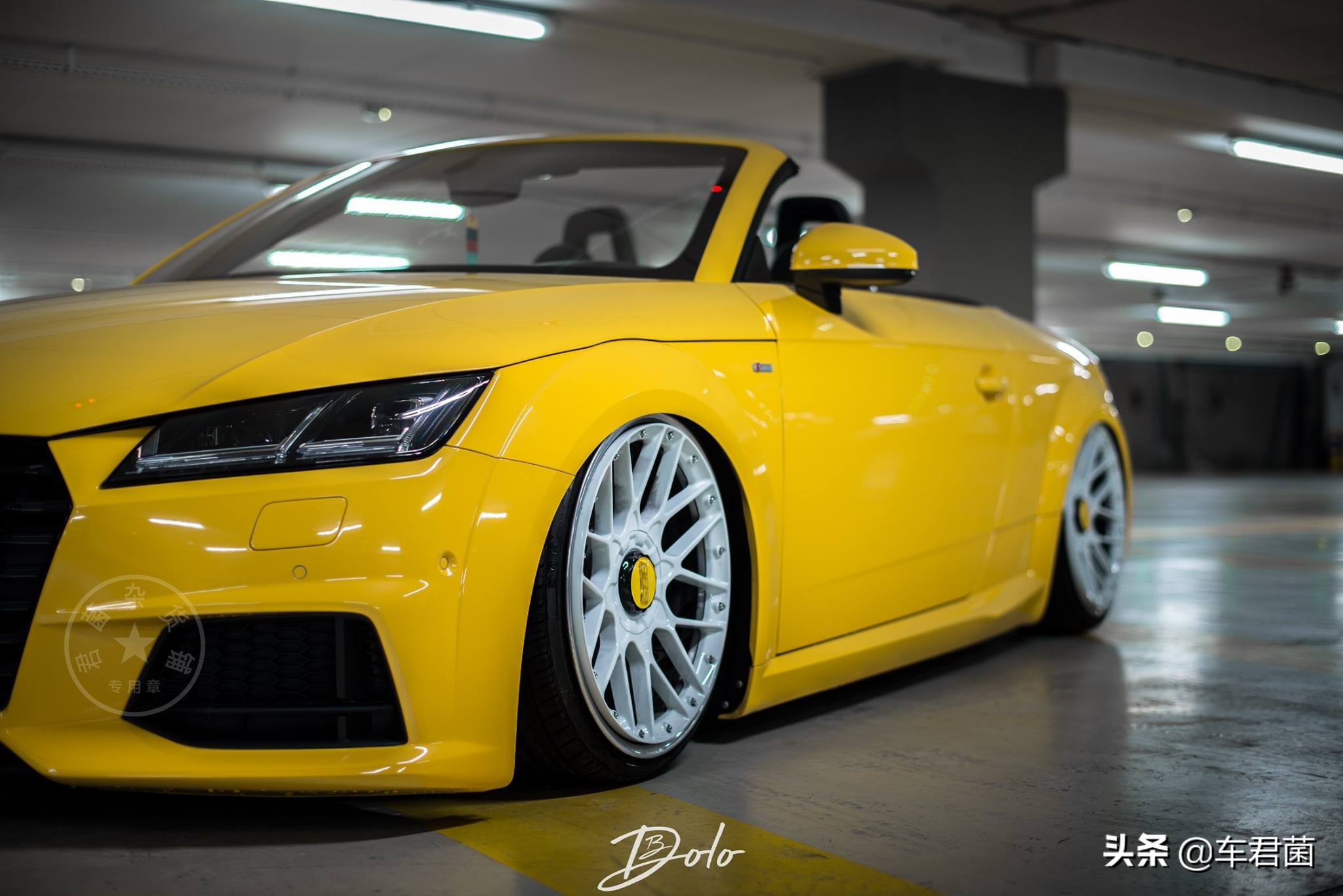 奥迪tt黑武士配白色轮毂,奥迪tt改怎么样的轮毂