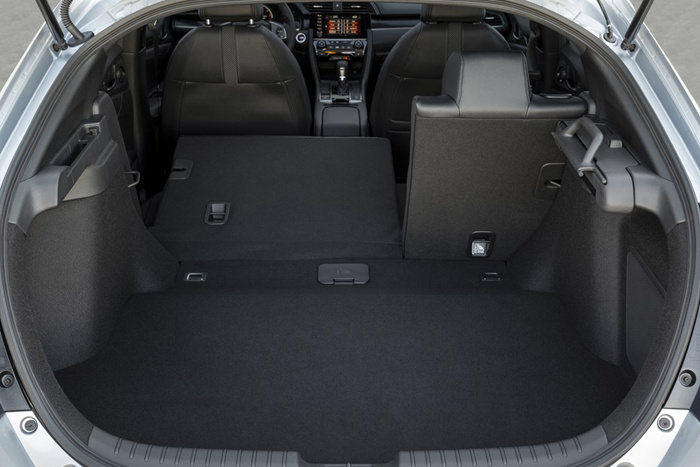 喜欢两厢的车型,喜欢两厢车的人