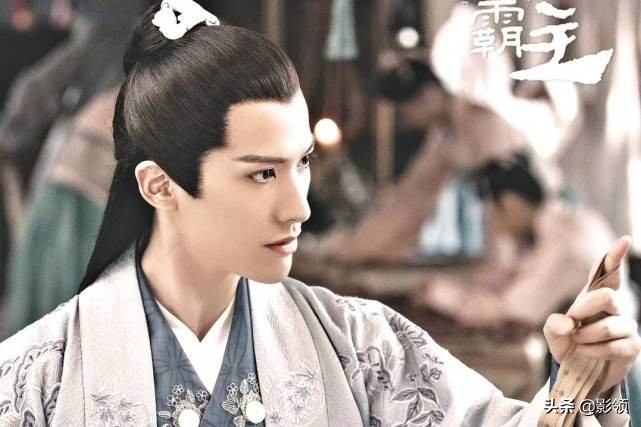 白鹿新剧九流霸主,九流霸主白鹿赖艺吻戏是第几集