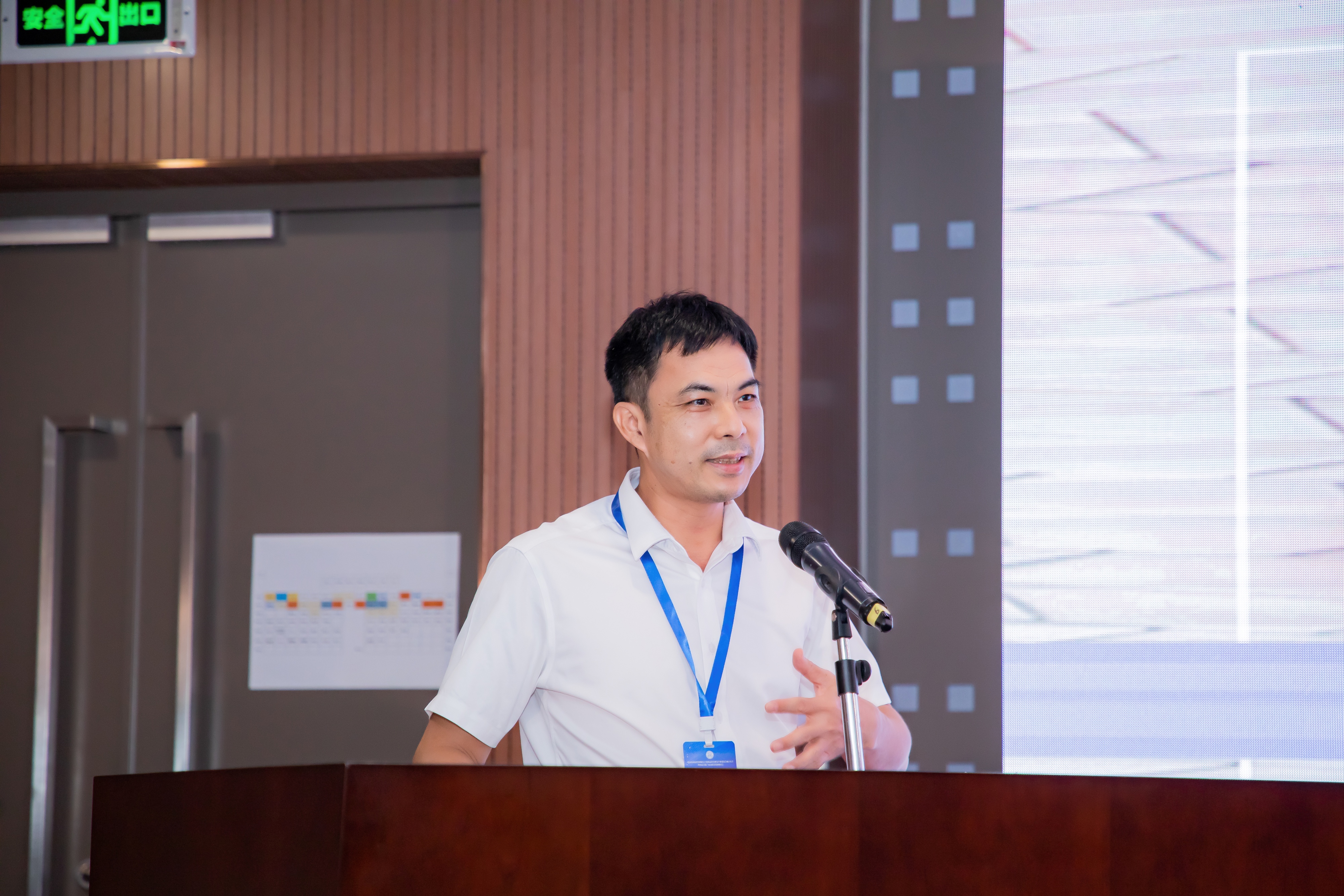 完美美妆公司产品,完美化妆品公司现状