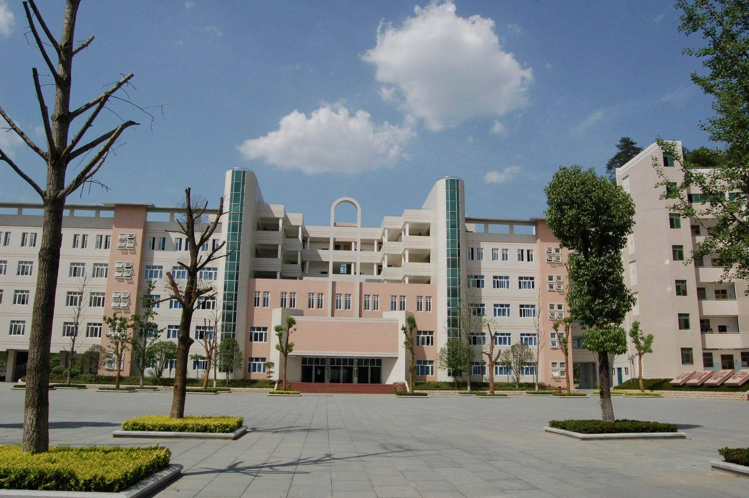 十堰市五大好初中,十堰最牛的高中郧阳