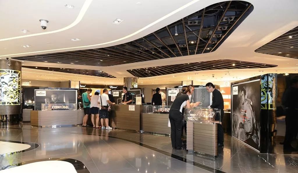 海南的免税店,海南免税店购物价目表兰蔻粉底液