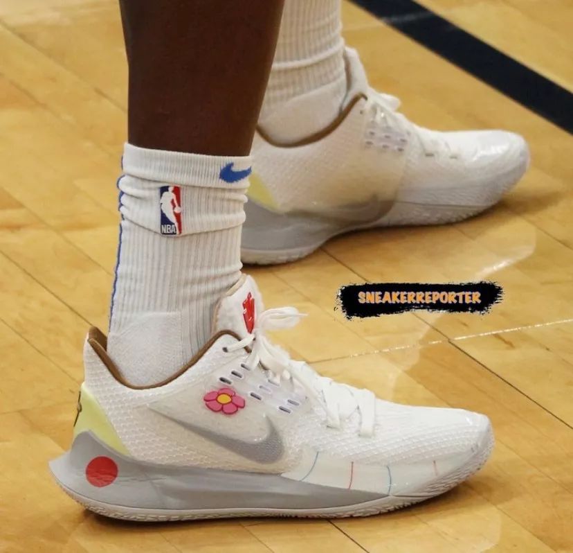 塔图姆和拉塞尔同框官方视频,nba球员上脚利拉德8