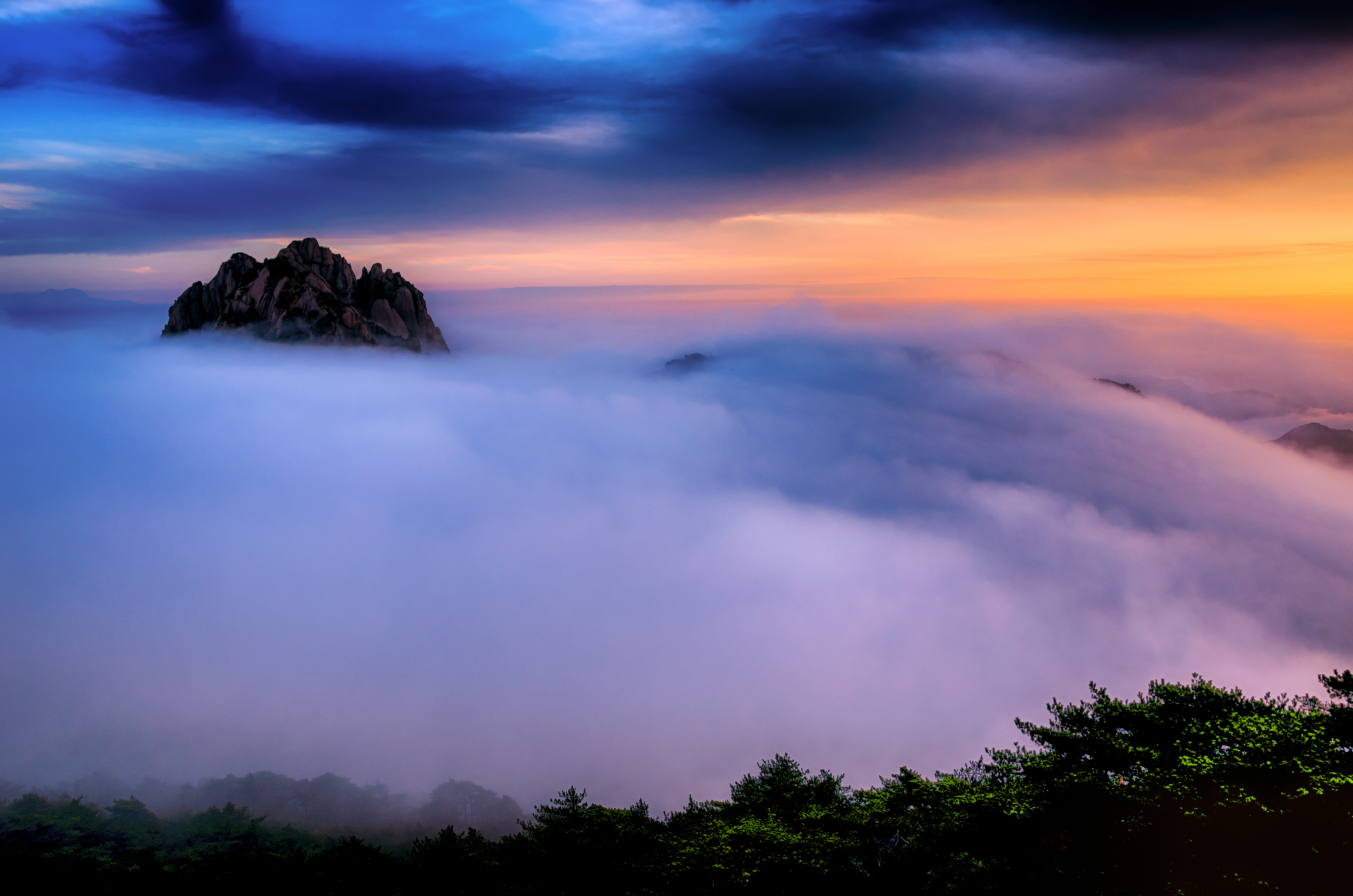 长夏六月黄山夏意浓