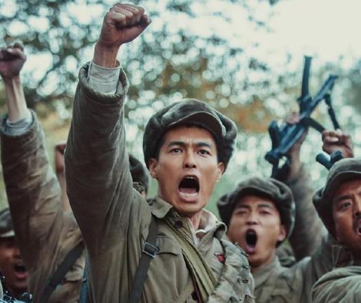 激战中大炮出了故障，指挥员急中生智，寻常一物竟产生奇效