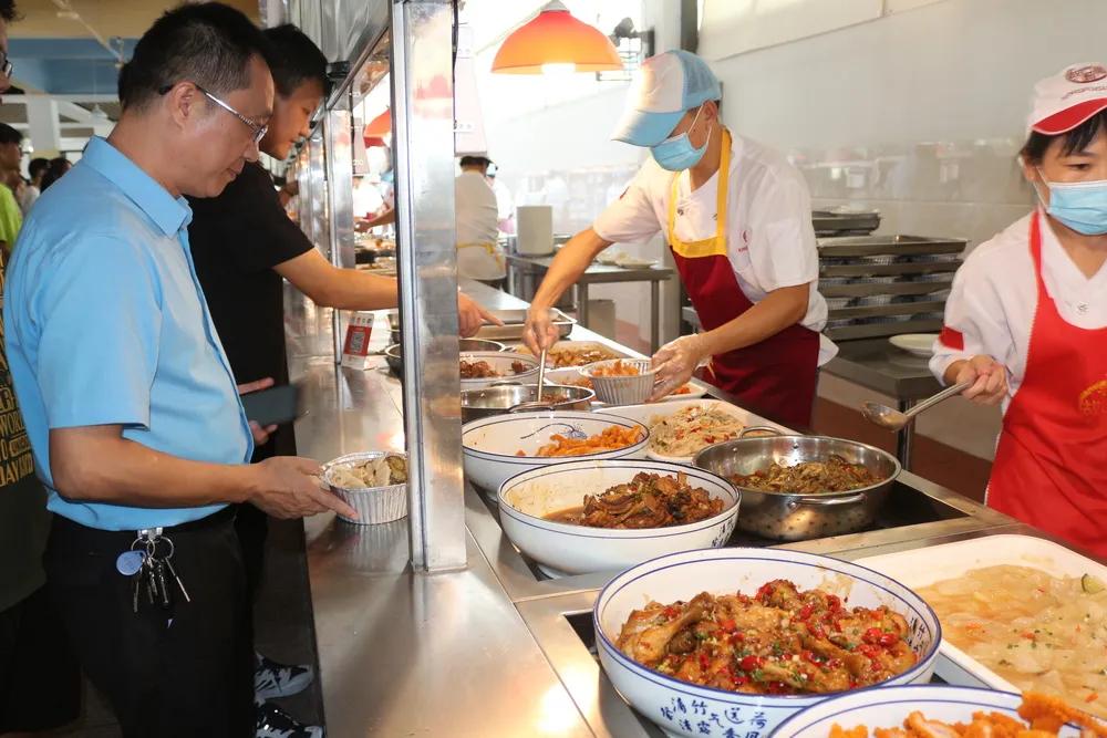 守护舌尖安全呵护师生健康,保护舌尖上的安全在行动