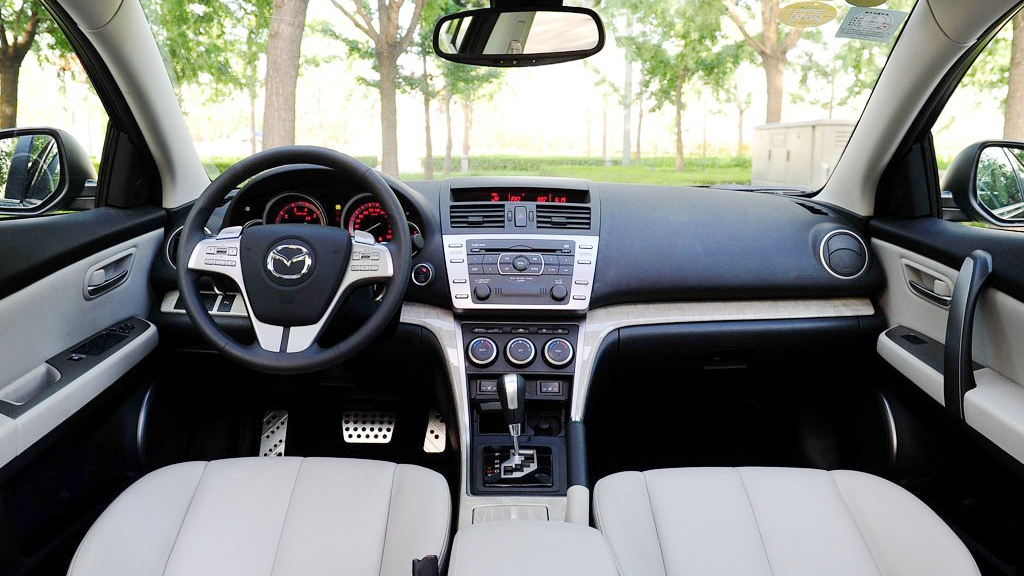 红色马六07款二手多少钱,当年红色马自达6多少钱