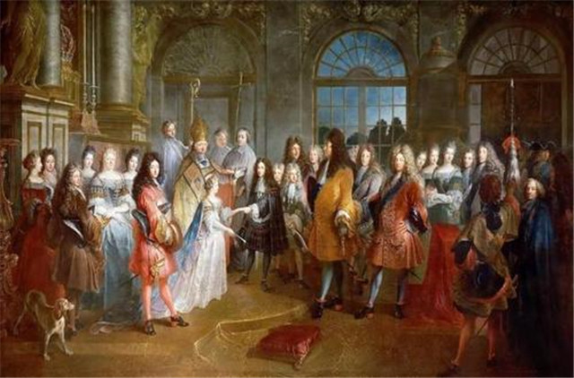 长筒袜配高跟,蕾丝长筒袜除了配高跟还有啥