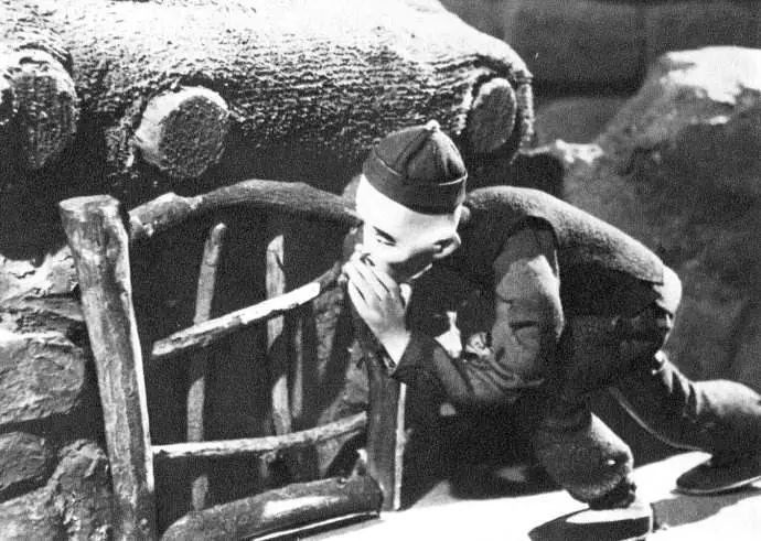 采访18岁的人,80后到00后的童年经历简介