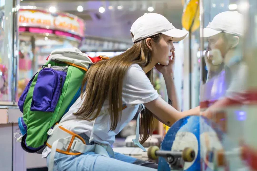 《玩具总动员4》上映了,我想起了Nike历史上那只最具诚意背包