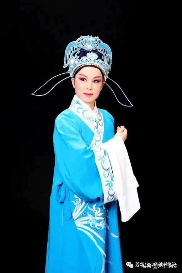 弹破庄周梦两翅驾东风,弹破庄周梦两翅驾东风三百座名园