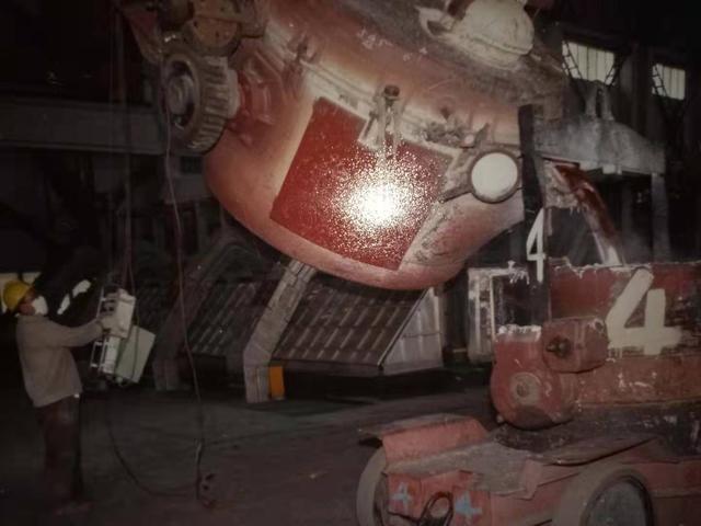 共和国第一铝、镁、硅、钛诞生追叙职场人拼搏奉献追梦人