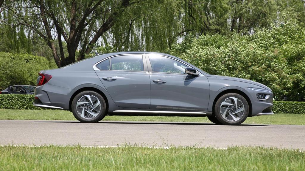 试驾新一代名图,名图纯电试驾