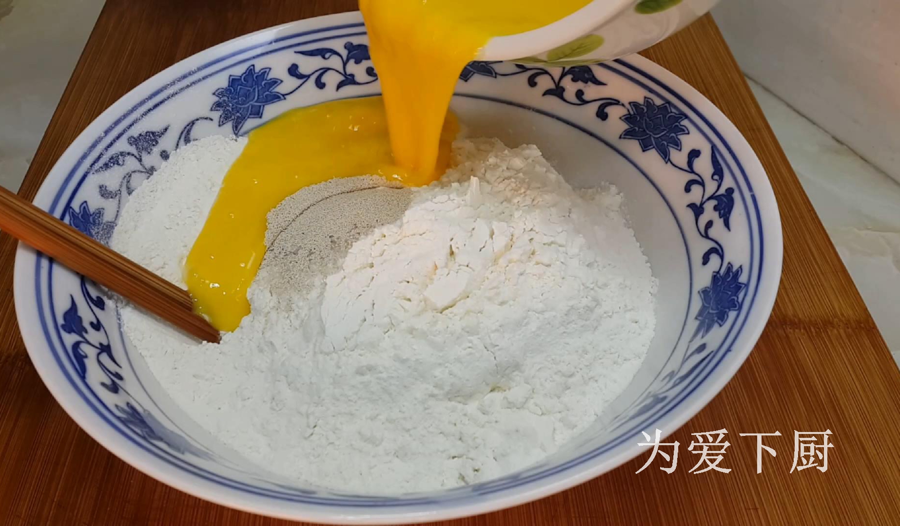 自制小油条家常做法和配方大全,筷子搅搅就能做的空心小油条