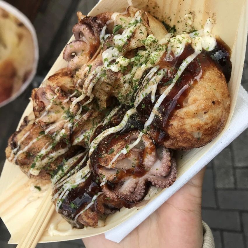 闭着眼睛也能随便过关,闭着眼睛也能玩手机