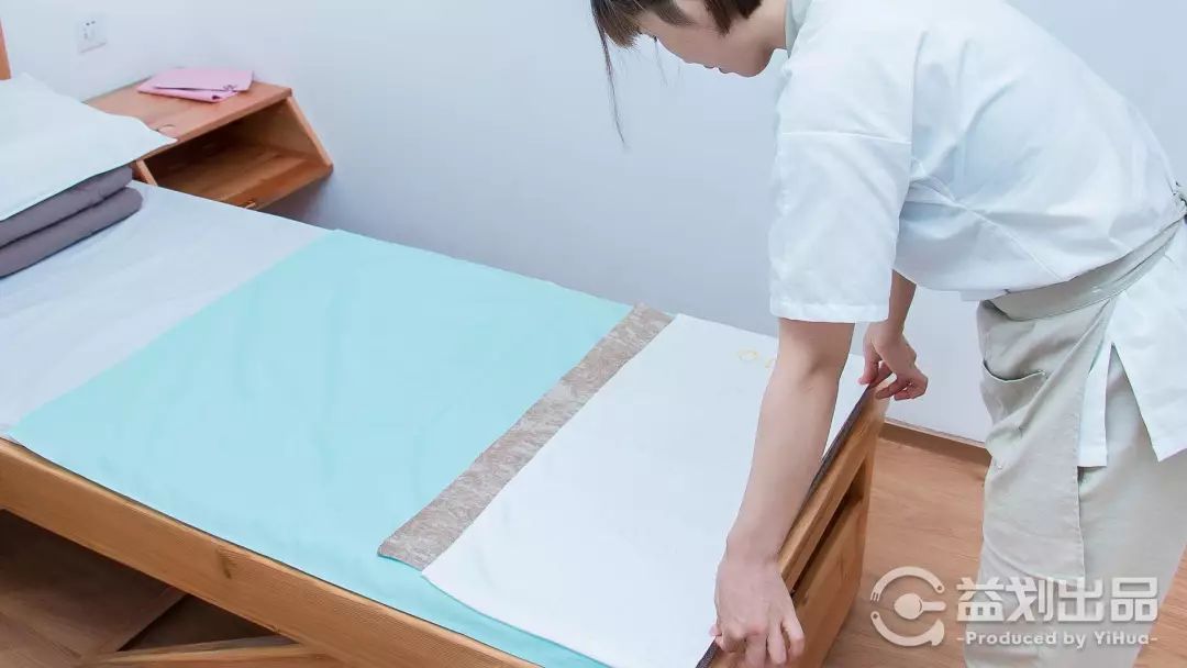 在青岛这家连锁养生馆做了个“大保健”后，我居然吃撑了