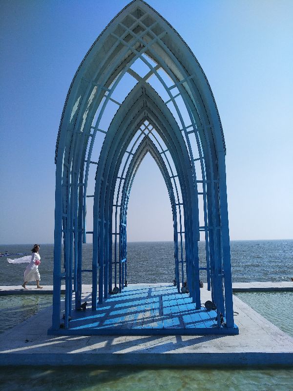 圣托里尼海边,盘锦金帛滩海滨浴场