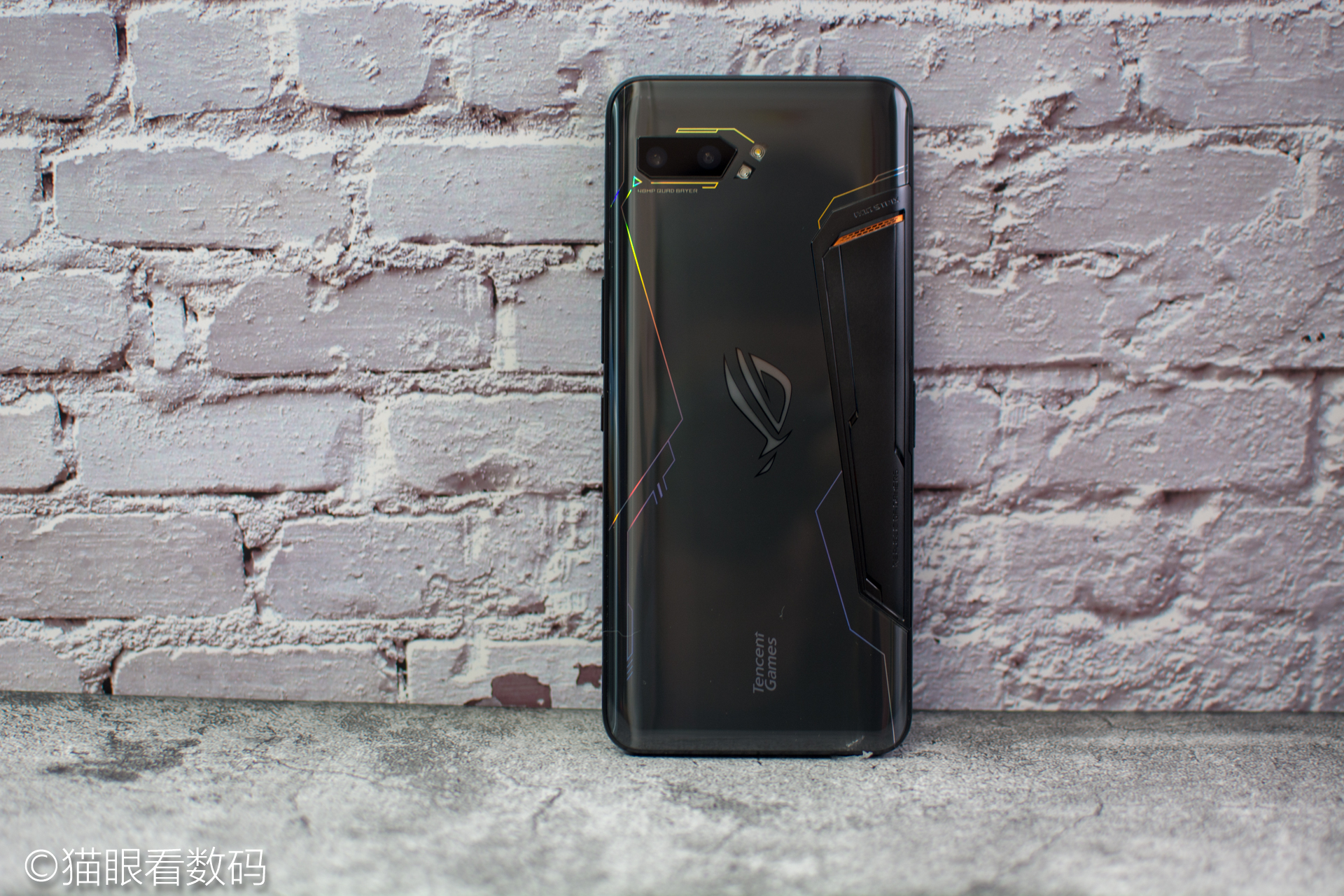 华硕rog2顶配开箱,华硕rog2至尊版测评