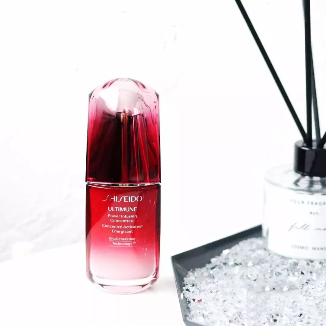 干皮娇韵诗双萃和红腰子哪个好,娇韵诗双萃精华跟红腰子哪个更好