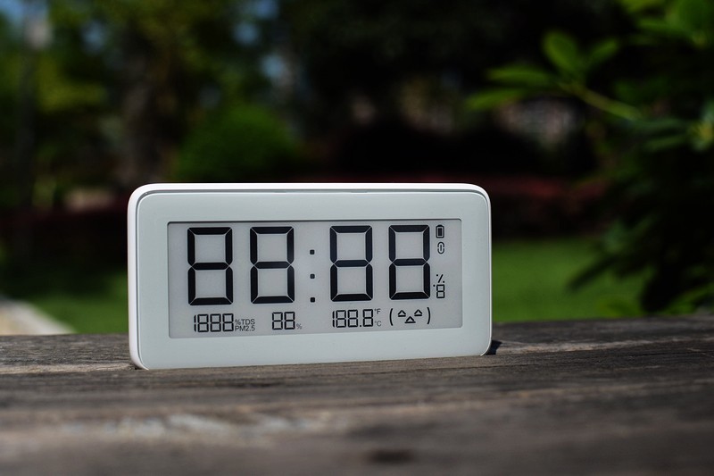 米家温湿监测电子表怎么调时间,米家温湿度电子表调时间