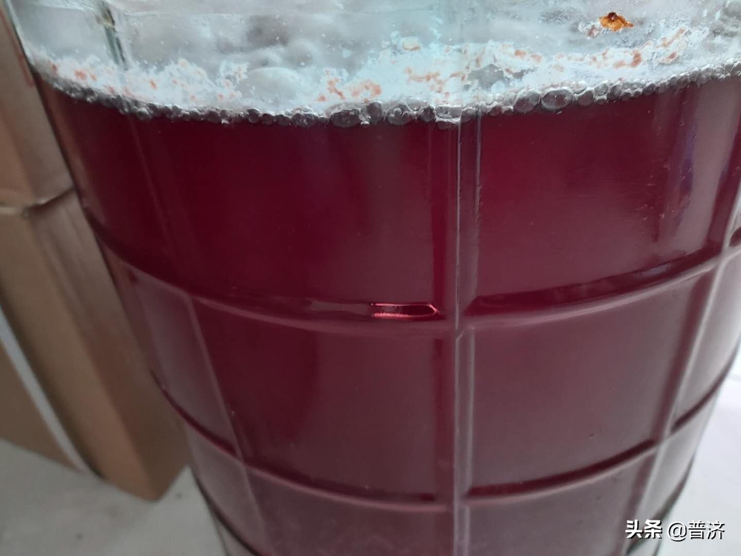 家里自制葡萄酒保质期多久,家中葡萄酒怎么储存最好