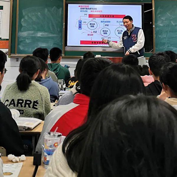 合肥一中教育集团合肥市第二十八中学：教学大比武全员齐练兵