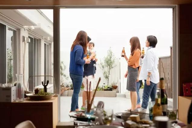 1楼平房大改造，把1楼的所有缺点都变成优点，太震撼了吧