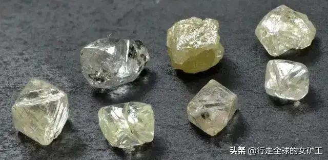 四月珠宝生辰石,四月生辰石颜色